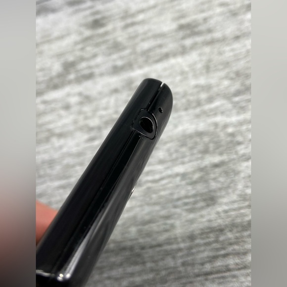 LG Lucid VS840 - 8GB - Black And Purple (Verizon) Smartphone Android Preowned - Picture 12 of 16